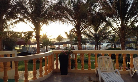 Sharjah: 5* Stay with Private Beach Access